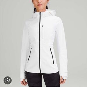 Lululemon Women's Cross Chill Performance Jacket